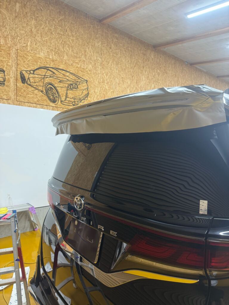 トヨタ ヴェルファイア 施工中 5