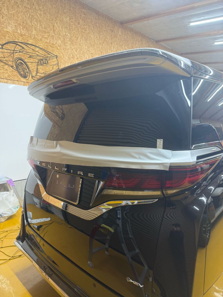 トヨタ ヴェルファイア 施工中 4