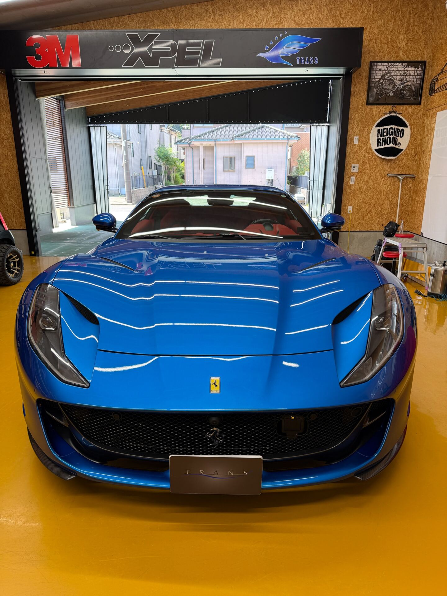 フェラーリ 812 GTS 施工事例 1