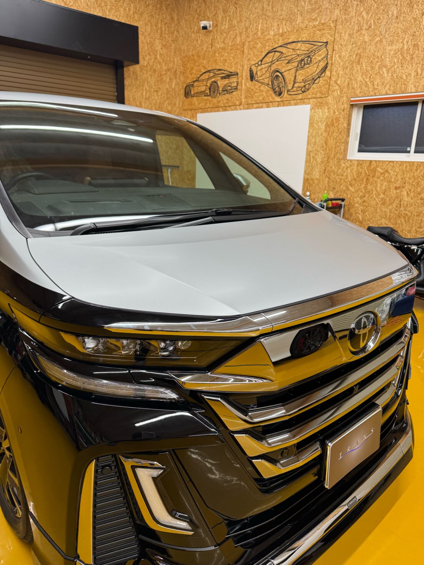 トヨタ ヴェルファイア 施工事例 2